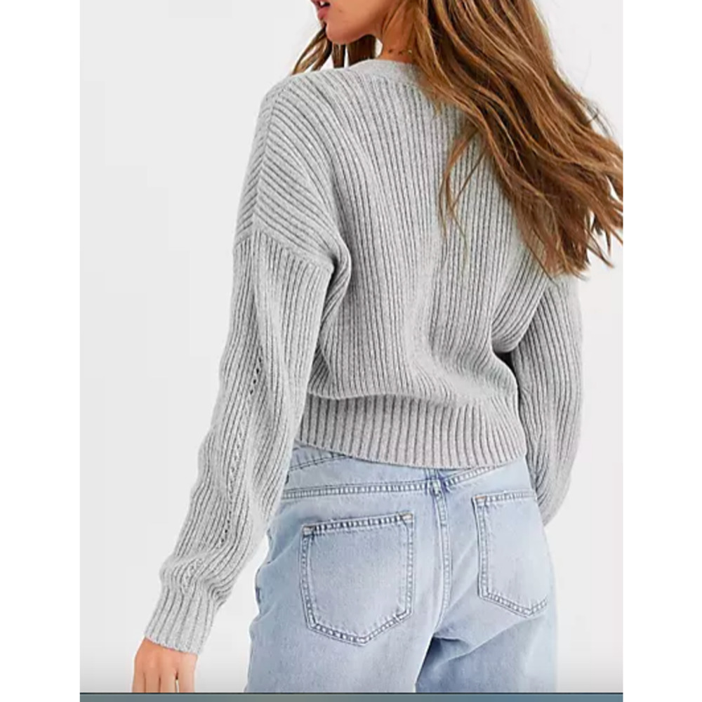 Hollister Gray Crop Knit Cardigan Button Size XS - Picture 2 of 6